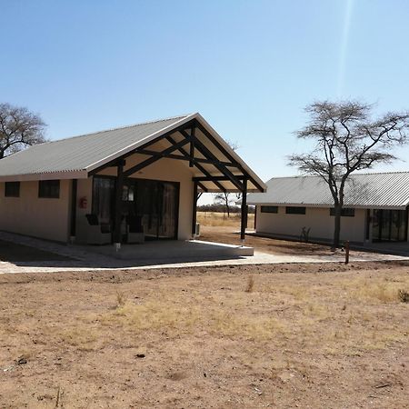 Khan River Lodge Wilhelmstal Eksteriør bilde