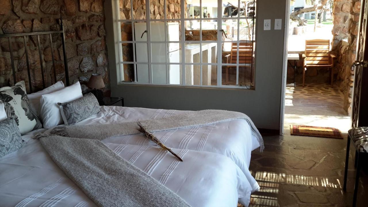 Khan River Lodge Wilhelmstal Eksteriør bilde