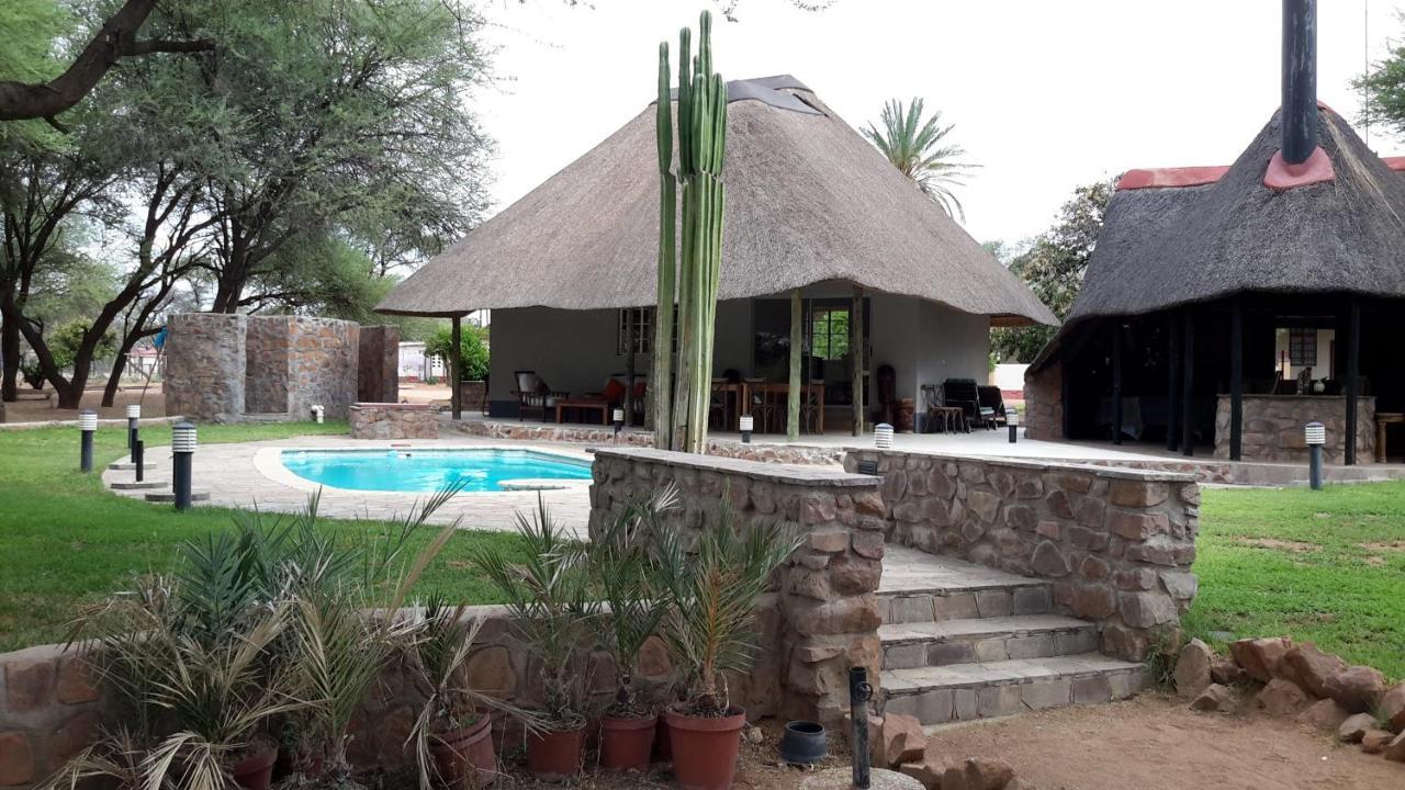 Khan River Lodge Wilhelmstal Eksteriør bilde