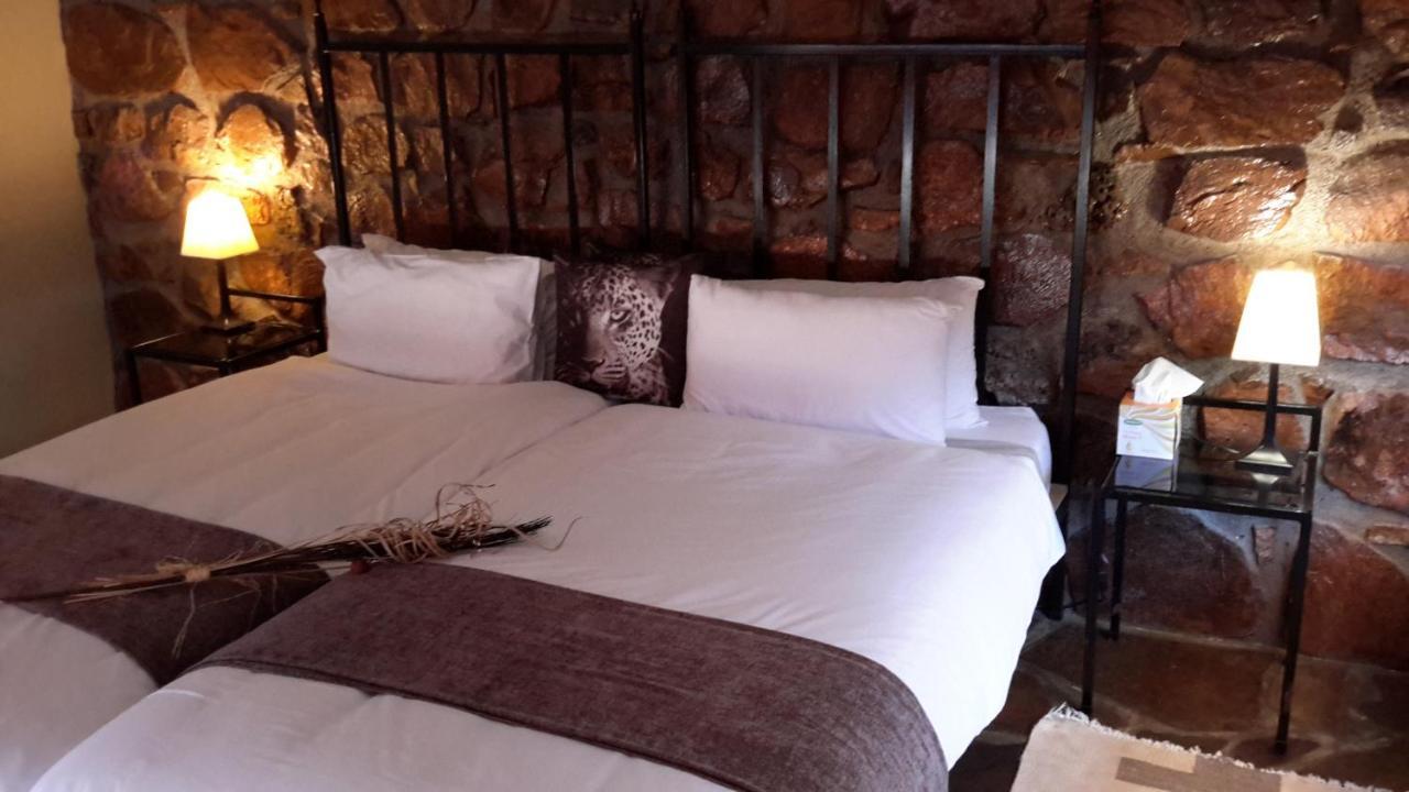 Khan River Lodge Wilhelmstal Eksteriør bilde