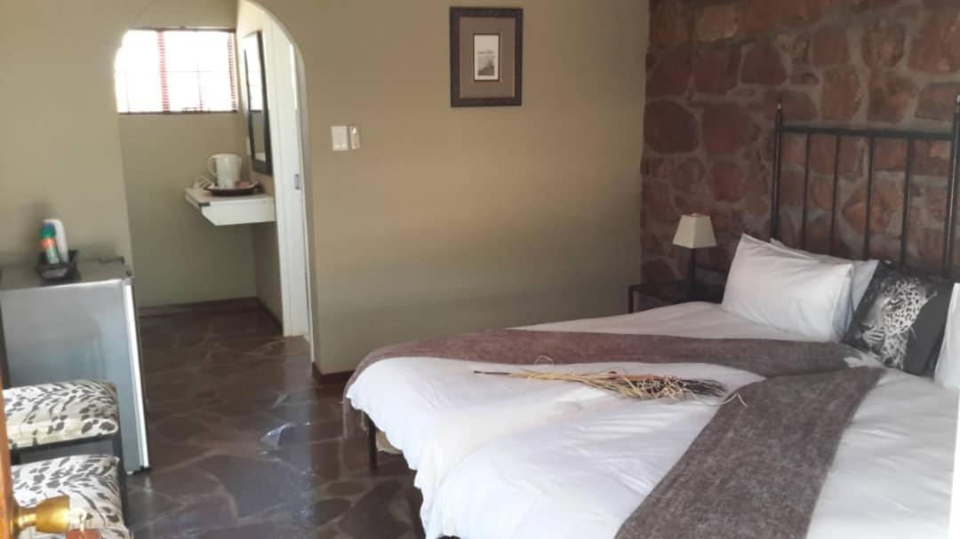 Khan River Lodge Wilhelmstal Eksteriør bilde